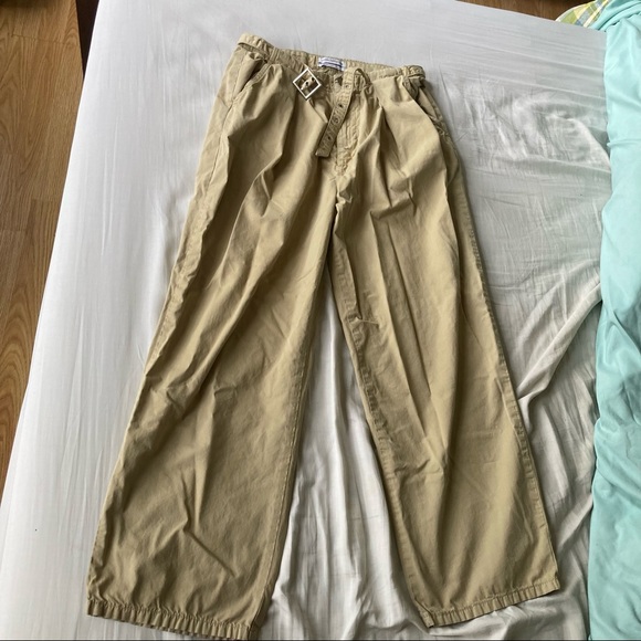 Urban Outfitters khaki belted utility pants, size 4 - Picture 5 of 6